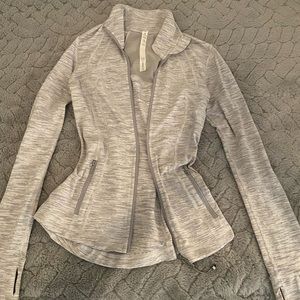 Lululemon define jacket size 4